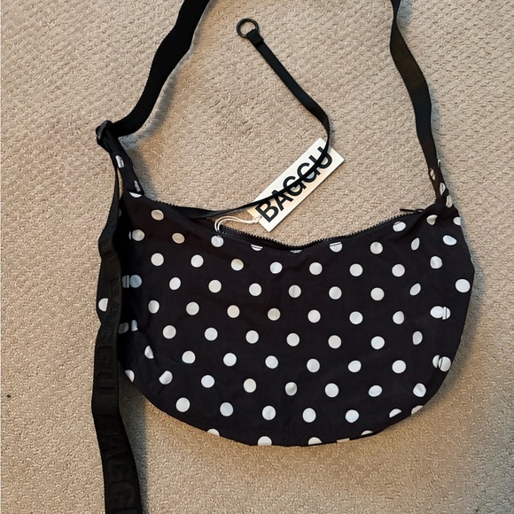 BAGGU Handbags - Baggu Medium Black and White Polka Dot Women's Bag New!!